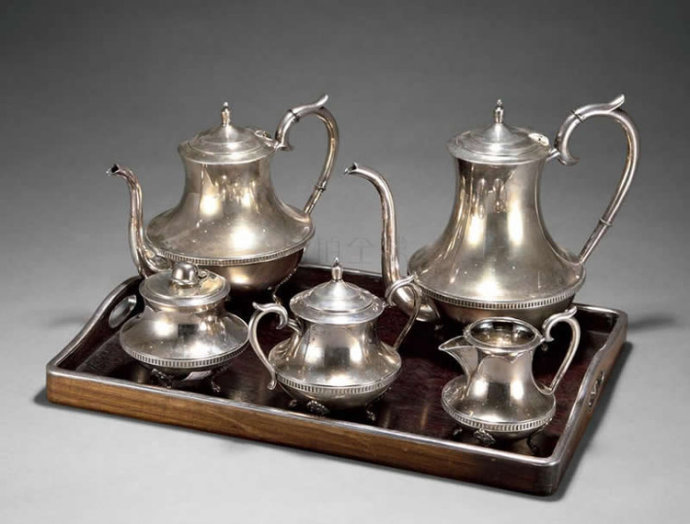 精美银器茶具