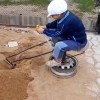 从小就得培养孩子使用挖掘机